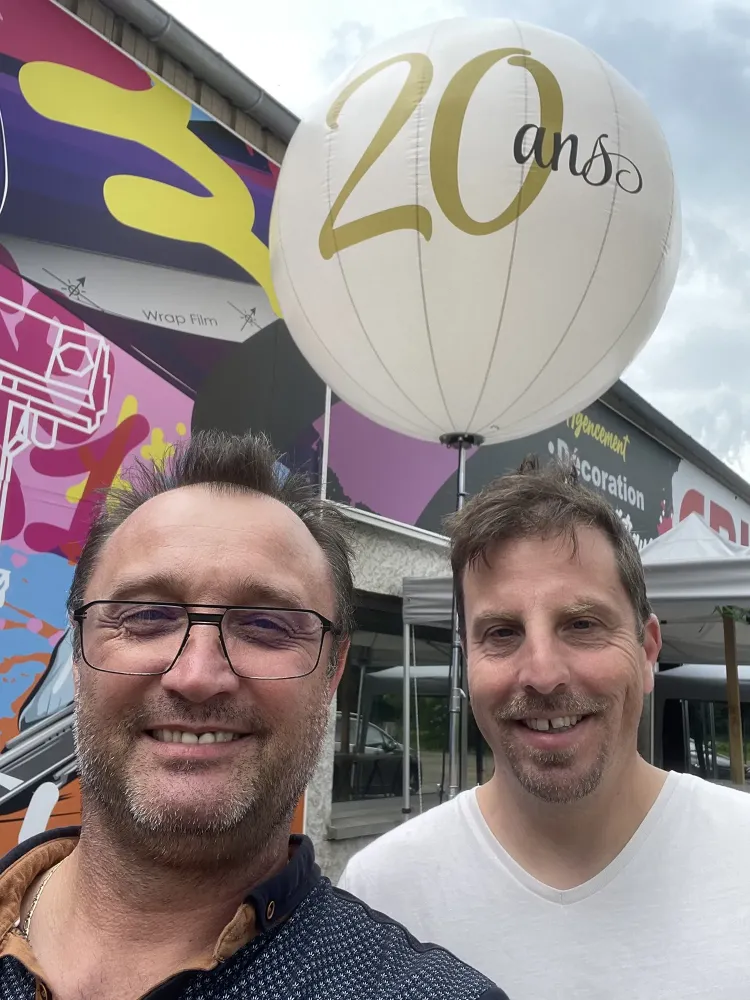 Employés Cris Graphicwebp